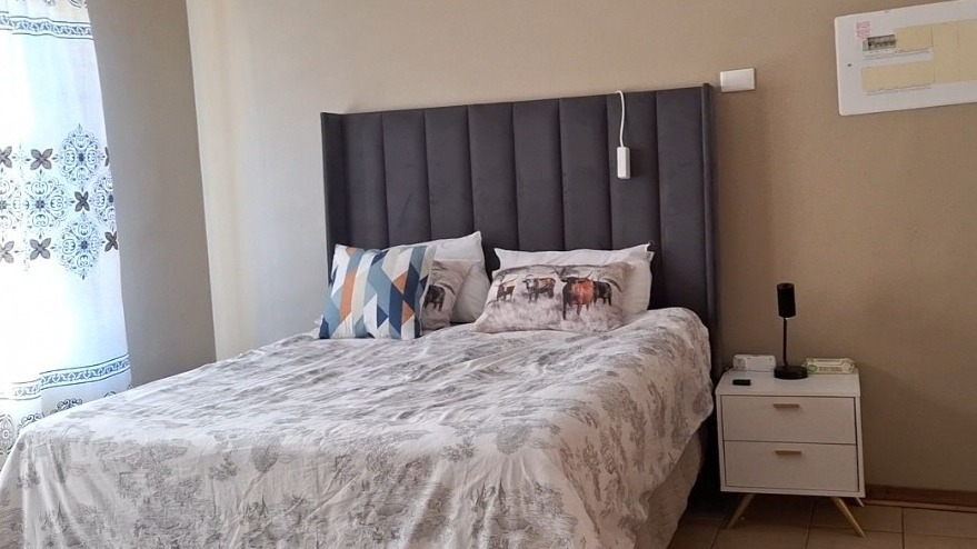 1 Bedroom Property for Sale in Potchefstroom North West